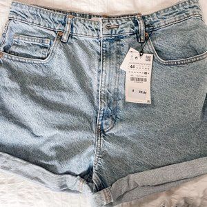 ZARA - MOM FIT HIGH-WAISTED JEAN SHORTS